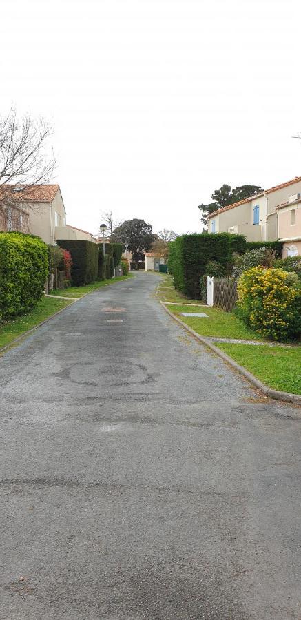 Logement 88 2-4 Personnes 500 M Plage Classe 2 Etoiles Dolus d'Oléron Eksteriør bilde